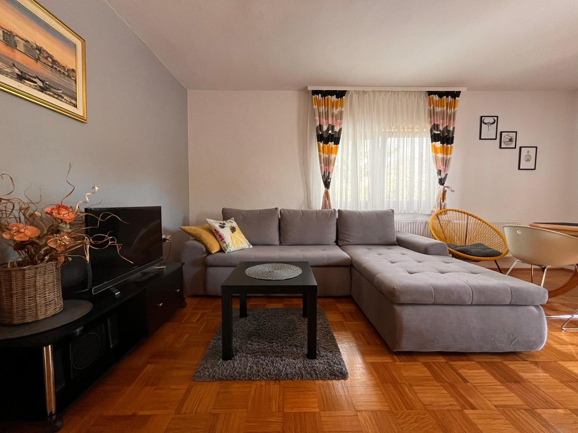 Apartment Gabriela Rakovica Exterior photo